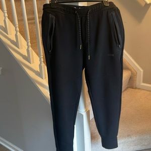 American Eagle Men’s NWOT black joggers.